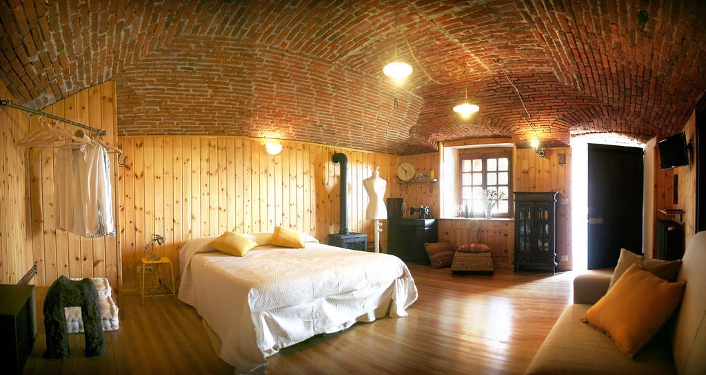 Cascina Brunod Bed and Breakfast Chiaverano Kamer foto